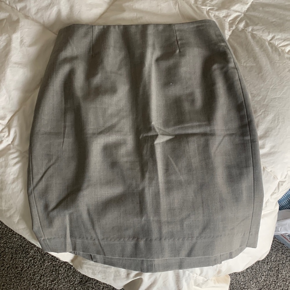 Banana Republic Petite Tan Pencil Skirt